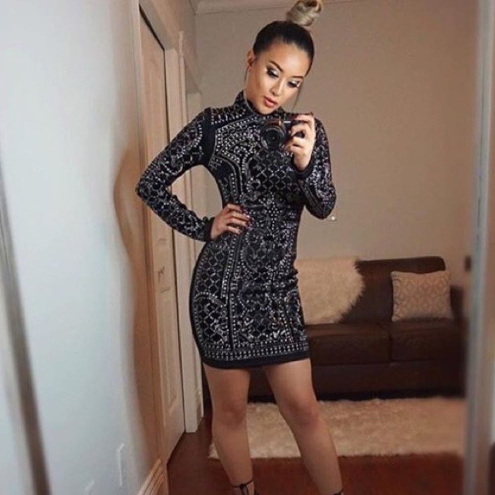 BLACK CRYSTAL LONG SLEEVE DRESS!